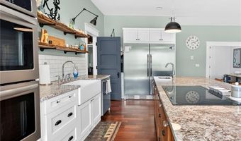 91 Charlestown Beach Rd, Charlestown, RI 02813