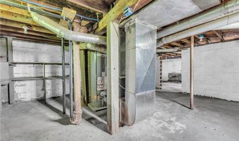 1174 La Croix Ave 1, Akron, OH 44307