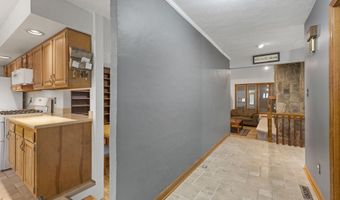 74 Muncy Ln, Ashland, KY 41102
