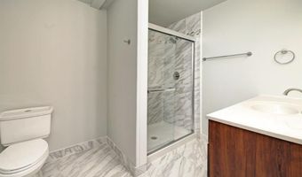 2019 Chalmers Dr, Ann Arbor, MI 48104