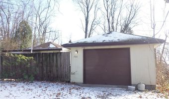 206 LAKOTA Ave, Akron, OH 44319