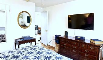 70 Carroll Ave 1009, Newport, RI 02840