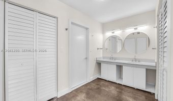 20515 E Country Club Dr 1245, Aventura, FL 33180