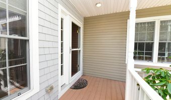 2 Candleberry Ct 2, Bourne, MA 02532