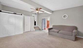 340 Hillcrest Blvd, Ballwin, MO 63021