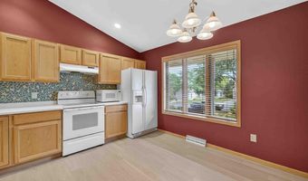 626 Samuel Dr, Madison, WI 53717