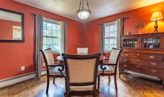 34 Oakhill Ave, Attleboro, MA 02703