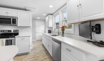 17 Ripley Rd, Belmont, MA 02478