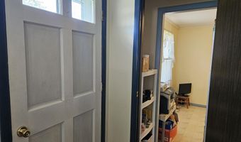 381 Birch St, Bangor, ME 04401