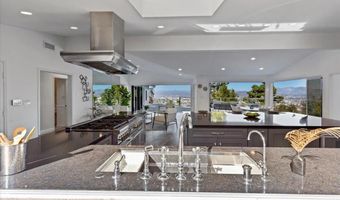 5030 Helix Ter, La Mesa, CA 91941