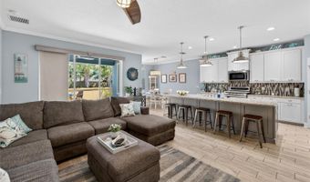 5227 ADMIRAL POINTE Dr, Apollo Beach, FL 33572