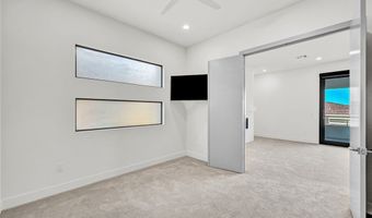 68 Grey Feather Dr, Las Vegas, NV 89135