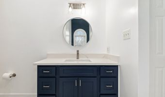 6801 CAPRI Pl, Bethesda, MD 20817