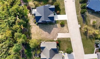 335 Copper Crk, Amherst, OH 44001