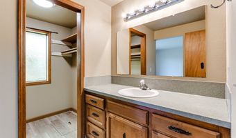 4826 CHESTNUT Ct SE, Albany, OR 97322