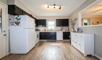 1525 Rapids St, Adel, IA 50003
