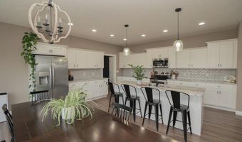 106 Timber Trl, Anna, OH 45302