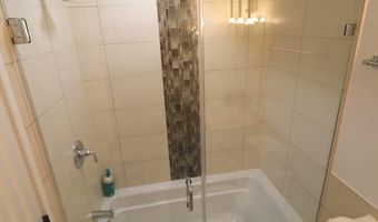 4106 GAULT Pl NE 5, Washington, DC 20019