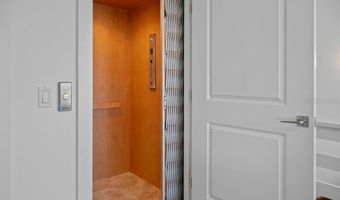 704 GLADIOLUS St, Anna Maria, FL 34216