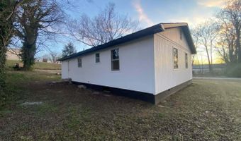 685 S 9th St, Batesville, AR 72501
