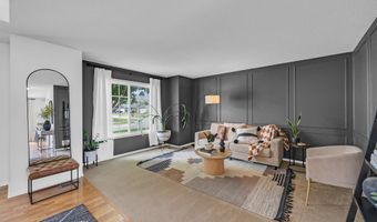 1001 9th Avenue Pl SE, Altoona, IA 50009