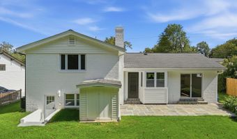 9831 SINGLETON Dr, Bethesda, MD 20817