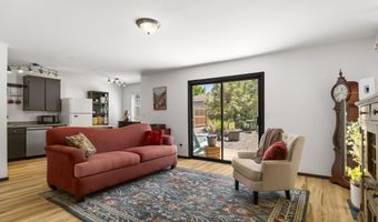 1630 SE Tempest Dr 10, Bend, OR 97702