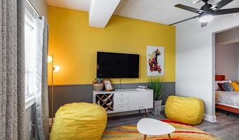 131 E BROAD St #706, Athens, GA 30601