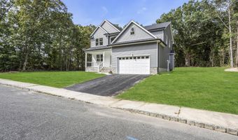 70 Seurat St, Barnegat, NJ 08005