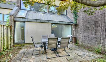 2206 DEERFERN CRESCENT Cres, Baltimore, MD 21209