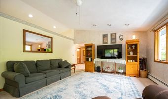 85 Indian Trl, Glocester, RI 02814