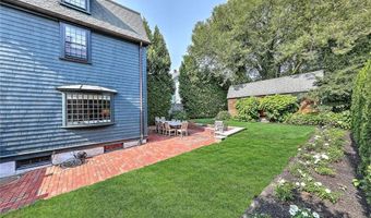 41 Third St, Newport, RI 02840