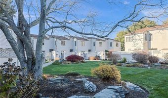 86 Windward Ln, Bristol, RI 02809