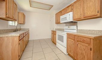 1520 Kingfisher Dr, Gautier, MS 39553