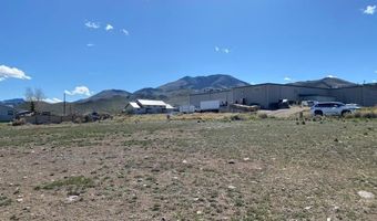 911 Custer St, Challis, ID 83226