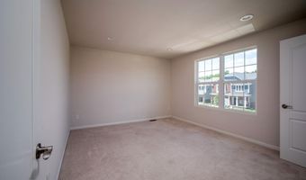 2825 Dillon Dr, Ann Arbor, MI 48105