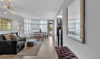 3375 N Country Club Dr 208, Aventura, FL 33180