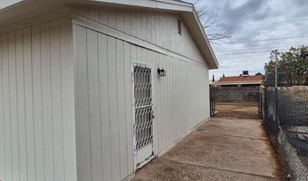 701 POPLAR St, Anthony, TX 79821