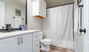507 Braithwaite St B, Bentonville, AR 72712