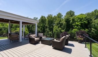24168 SPRING MEADOW Cir, Aldie, VA 20105