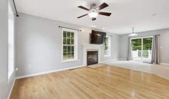 11 Stonington Dr, Belmont, NH 03220