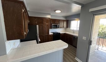 4800 Williamsburg Ln 216, La Mesa, CA 91942