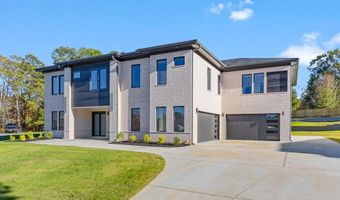 555 Versailles Dr, Auburn, GA 30011