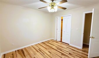 829 10th St NW, Arab, AL 35016