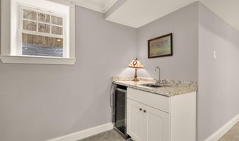 9912 MONTAUK Ave, Bethesda, MD 20817