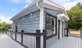 14 W Natick Rd, Warwick, RI 02886