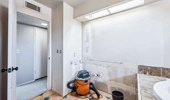 2332 Hummingbird Ln, Bullhead City, AZ 86442