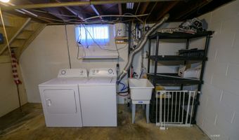 43 Pomeroy Rd, Athens, OH 45701