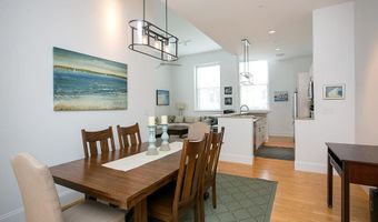 32 Carey St 1D, Newport, RI 02840