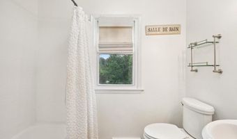 11 KENWICK Rd, Hockessin, DE 19707